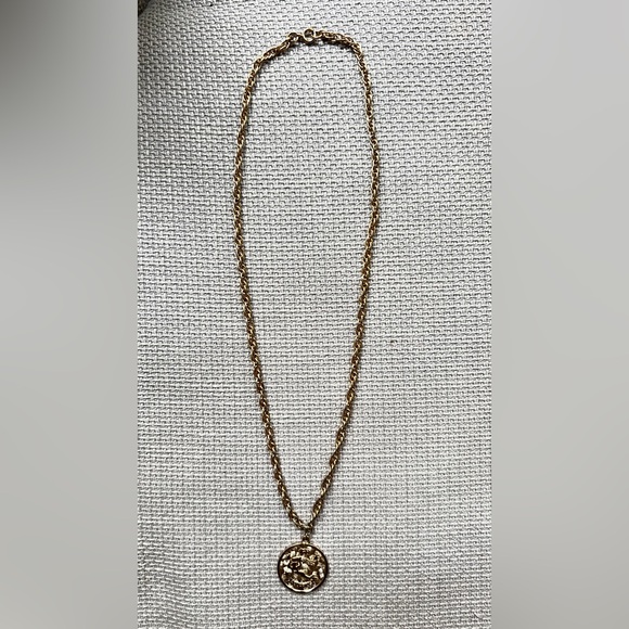 Aquarius necklace - Picture 4 of 5